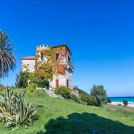빌라 Sea-View Villa W Garden & Beach