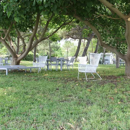 Sea-View Villa W Garden & Beach
